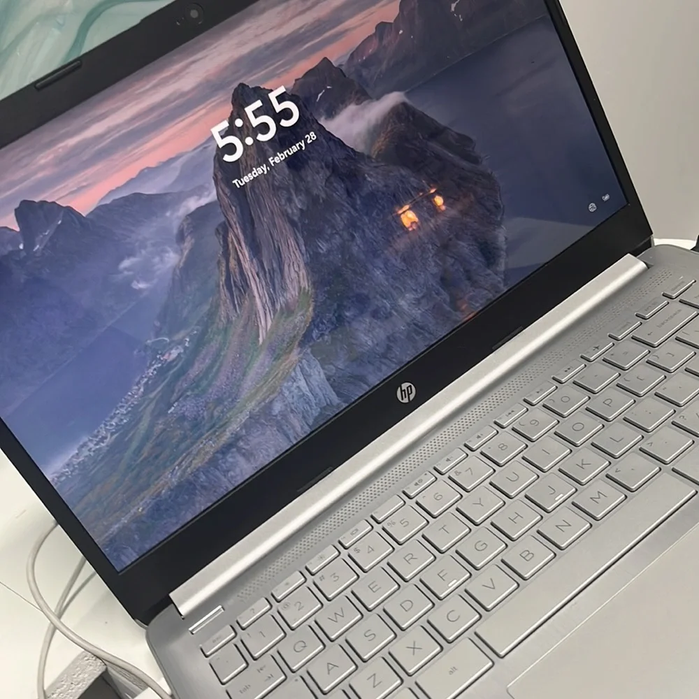 laptop works really good